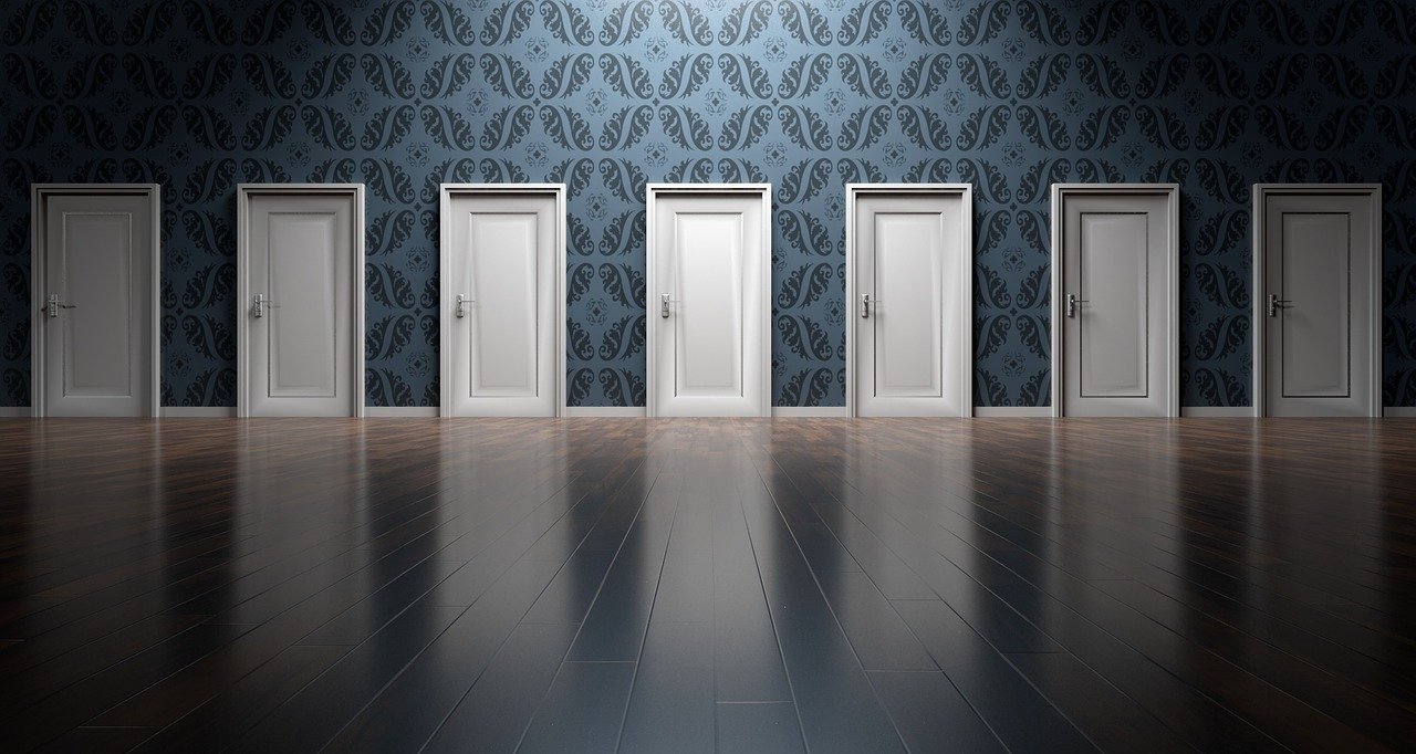 Choix entre plusieurs portes